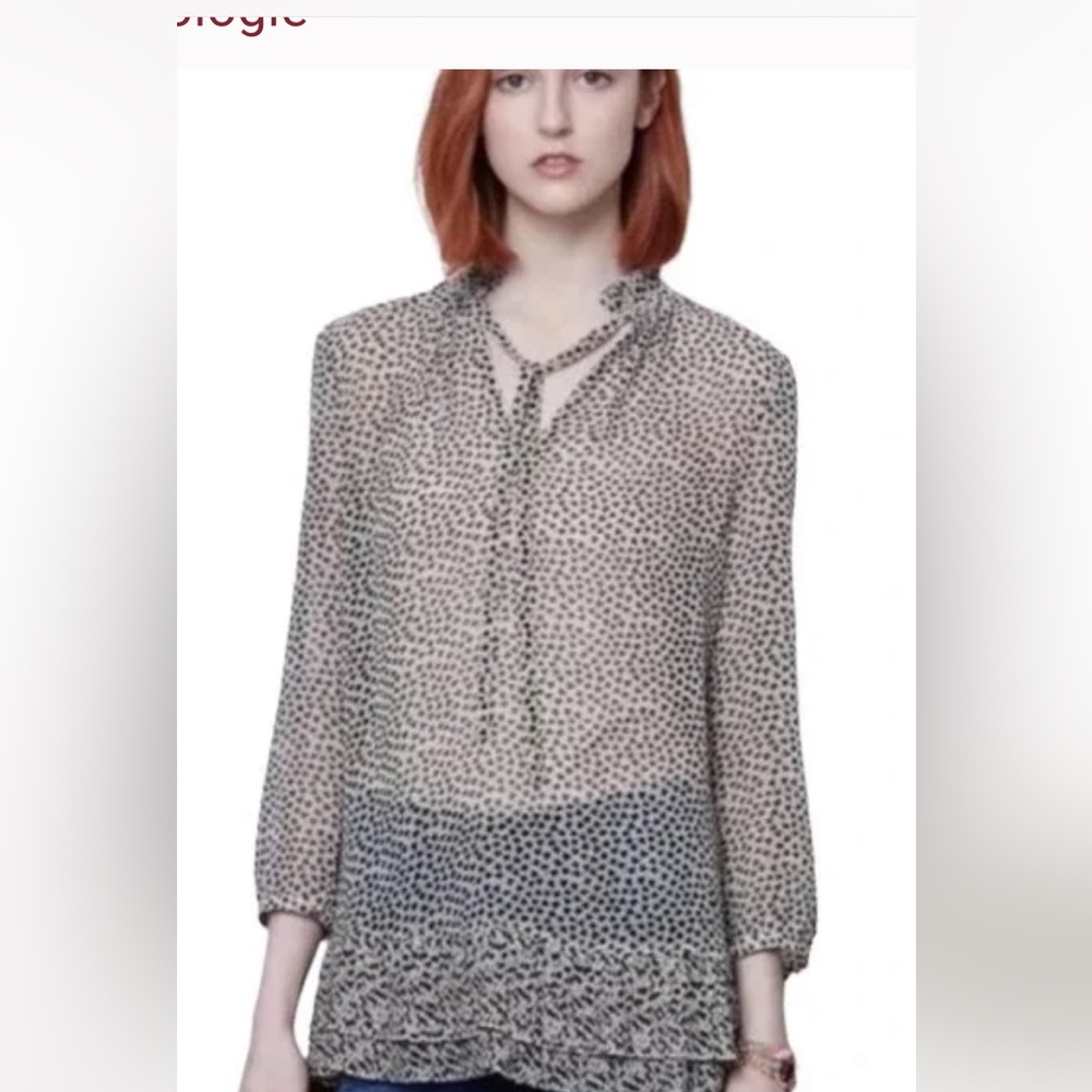 Anthro Portrait of a Girl Clover Valley Top. NWOT